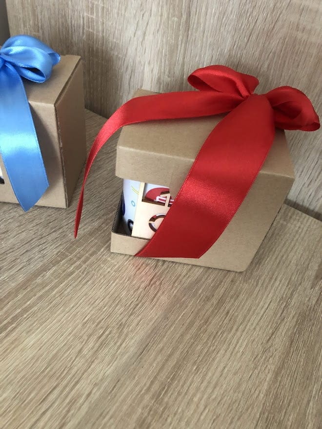 Kokardki samoprzylepne prezentowe 9x17cm