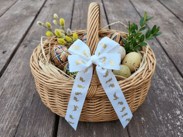 Kokarda delikatna w złote zajączki premium