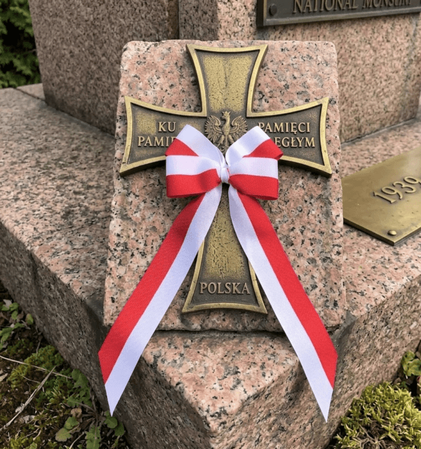 Kokarda biało-czerwona samoprzylepna 10x25cm patriotyczna